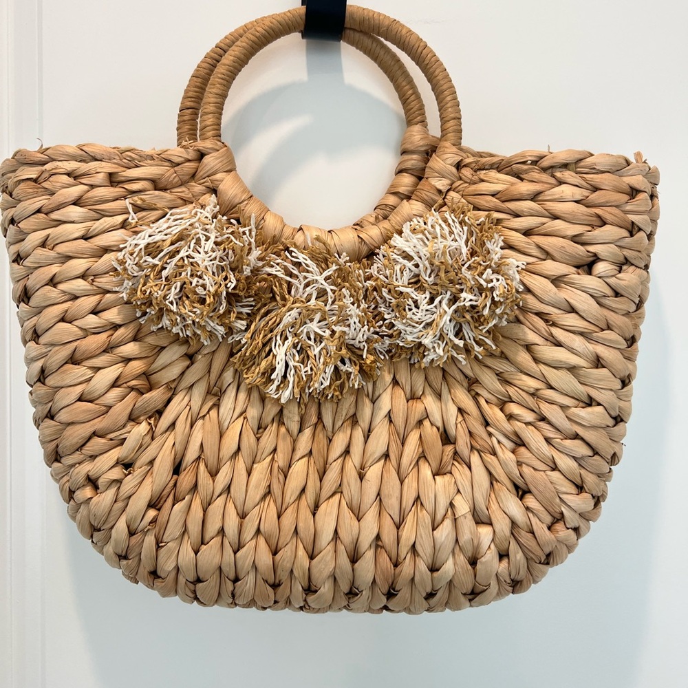 Handwoven Straw Tote Bag Boho Woven Beach Bag Round Handle
